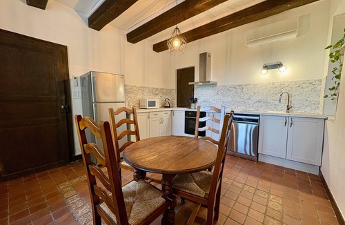 Saint-Jean-de-la-Porte House | La Pallud Holiday Home: Mountain View, Wi-Fi, Air Conditioning