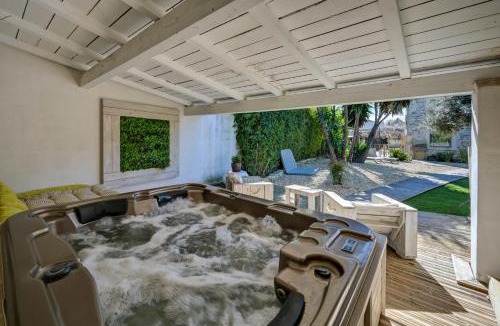 Saint-Laurent-d'Aigouze Villa | La Pause Camarguaise