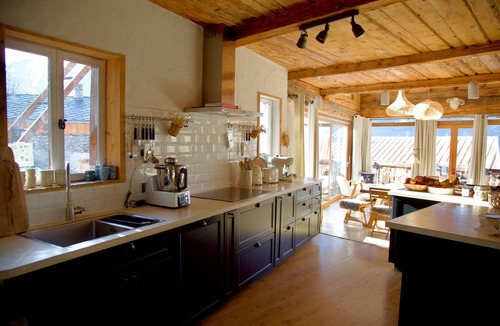 Sainte-Foy-Tarentaise Ski Chalet | La Pommeraie - Large 7 bedroom ski mountain chalet
