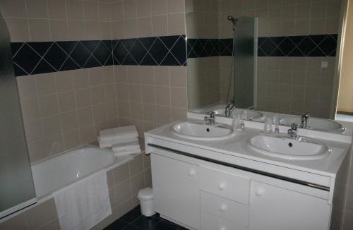 Rennes-les-Bains Bed & Breakfast | La résidence des bains forts