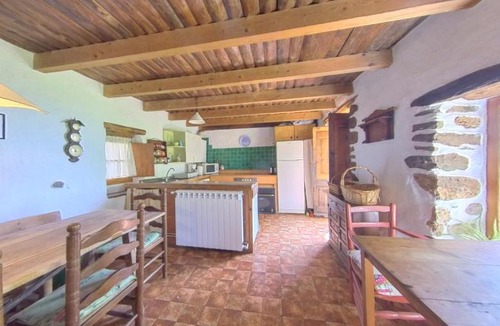 Rivert House | La Rectoria de Rivert - Rural Holiday Accomodation