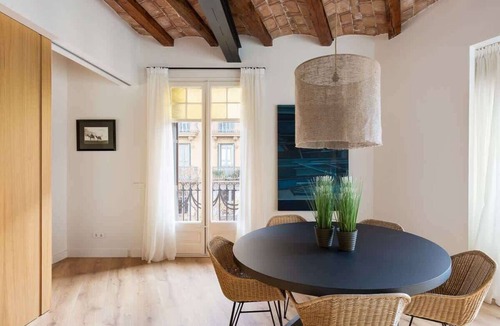 la Vila de Gracia Apartment | La Riera One