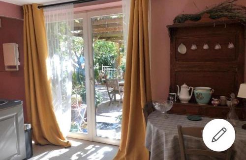 Montanay Apartment | La rosée