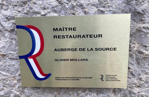 Porcieu-Amblagnieu Hotel | La Source