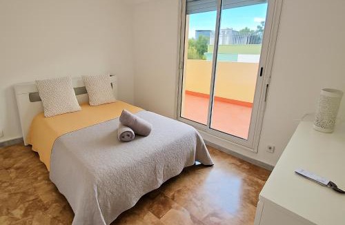 La Madeleine Apartment | LA TERRASSE Soleil Vue Mer Climatisée