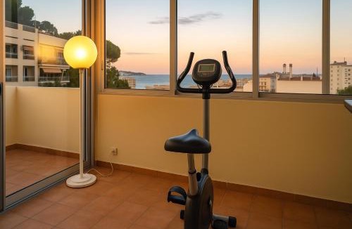 La Madeleine Apartment | LA TERRASSE Soleil Vue Mer Climatisée
