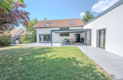Eybens House | La Villa des Cimes - Climatisation - Jardin - Calme