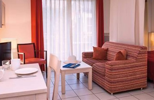 Divonne-les-Bains Apartment | La Villa Du Lac- Studio room for 2 people #1
