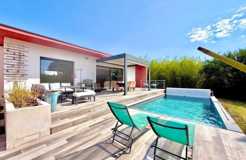 Ales Villa | La villa soleil, 8 pers piscine Alès