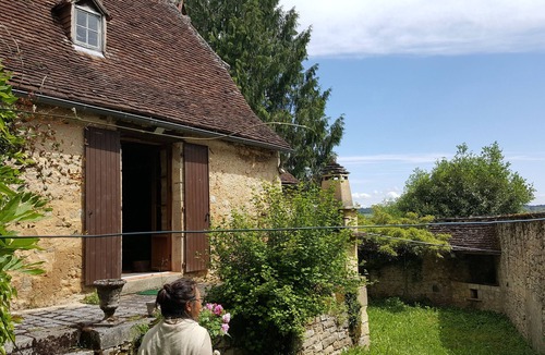 La Bachellerie House | Large 18th Century Townhouse/8 persons