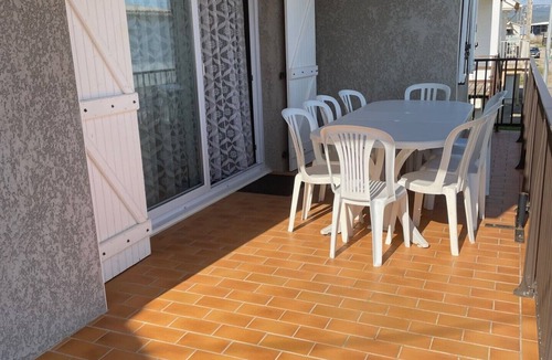 Gruissan Plage Ski Chalet | Large-capacity chalet in Gruissan-plage
