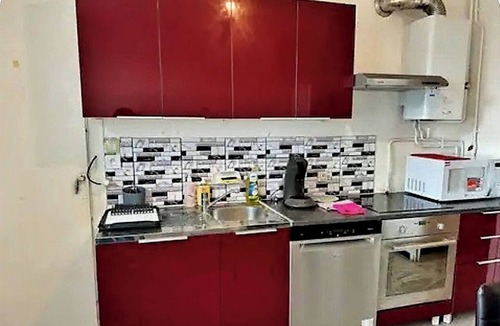 Grand Clement Apartment | Large, comfortable apartment 10 mn from Part Dieu train station.
