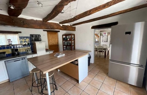 Martel Bed & Breakfast | ⭐ Large family gîte 15 pers - Swimming pool & jacuzzi