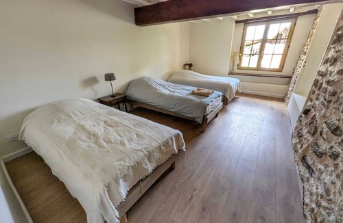 Bourigeole House | Large farmhouse with private pond - 15 people
