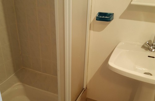 Bournazel House | Large gite for friends or family. Each bedroom has its own bathroom and toilet