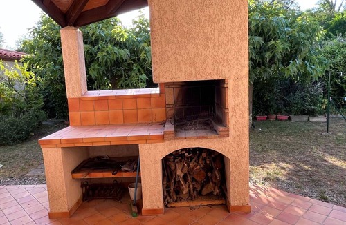 Laroque-des-Alberes Apartment | Large house with garden, mountain view - 8 guests