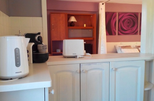 Roquebrune-Cap-Martin Apartment | Large studio near the sea (400m.) And all the shops