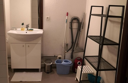 Secteur 2 Apartment | Large studio in the historic 3 TVA district of Grenoble city center