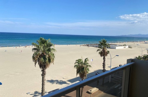 Mediterranee Apartment | Large T2 1st line 180° view and parking space