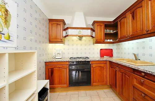 Roses Town Center Apartment | Las Alondras by Interhome