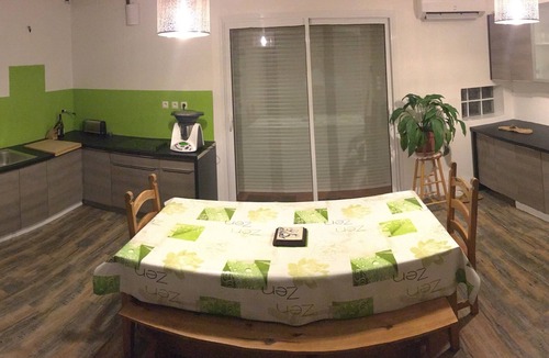 Terrats House | Last minute from 24 to 31/8 House 150m², 3 Bedrooms, swimming pool, air conditioning.