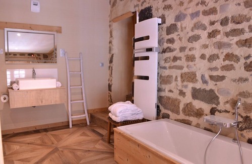 Langeac Bed & Breakfast | Le 19 - Suite LaFayette 70m2 | Centre Historique | Clim