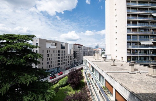 Part Dieu - Bir Hakeim Apartment | Le 27 - Cosy apartment Part-Dieu + private parking