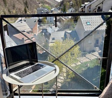 Bareges Apartment | Le 41 - Cœur de Barèges, confort et piscine extérieure en été