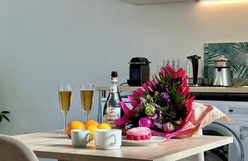 Le Puy-en-Velay Apartment | Le bain de Compostelle