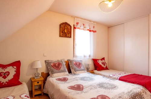 Giez Apartment | Le balcon du golf - lac d'annecy
