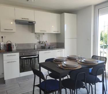 Montauban Apartment | Le beau T3 Fonneuve 1er étage - Climatisation & Parking facile