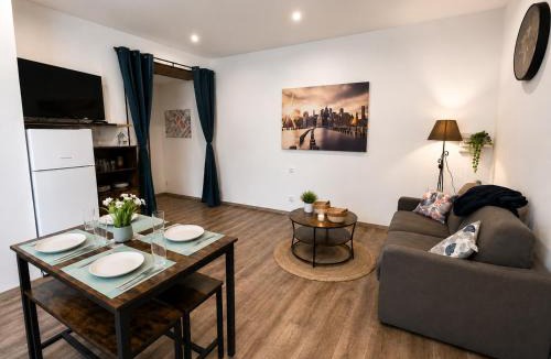 Montrejeau Apartment | Le bleuet - Spacieux, Lumineux et Parking facile