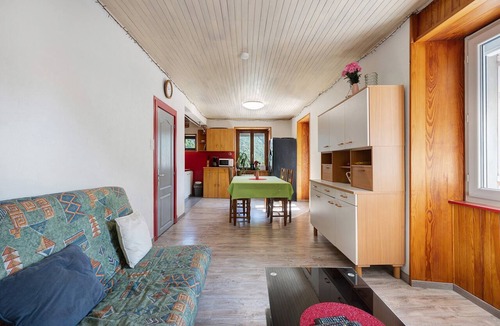 Montricher-Albanne Apartment | Le Bochet Apartment – Mountain Retreat for 4 with Terrace, Parking, and Stunning Views