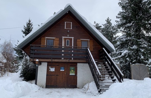 Lans-en-Vercors Ski Chalet | Le Bois des Bruyères, Chalet 4 Pers with heated Norwegian bath included