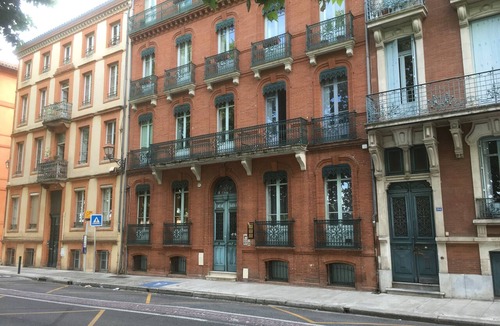 Carmes Apartment | Le Bord de Garonne - Studio Cosy en centre-ville