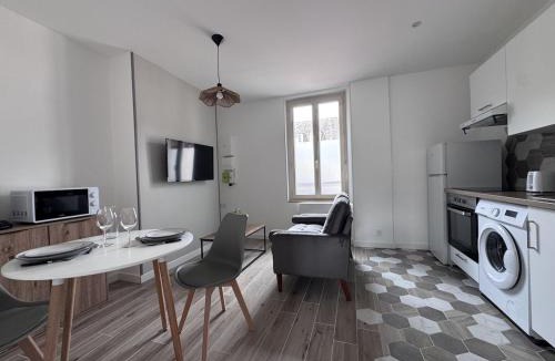 Brive-la-Gaillarde Apartment | Le Briviste, avec parking privé
