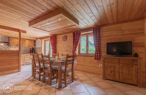 Bonneval-sur-Arc Apartment | Le chalet d'Emile