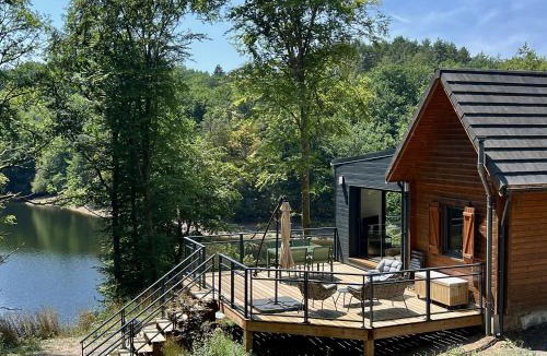 Marcillac-la-Croisille Ski Chalet | Le chalet du lac de la Valette