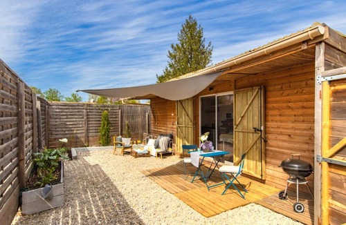 Vertheuil House | Le Chalet in Medoc