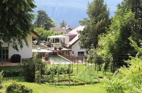 Brison-Saint-Innocent House | LE CLOS DES BURGONDES - gite GONDEBAUD