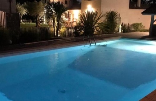 Saint-Sulpice-et-Cameyrac House | Le Clos Fleuri proche de Bordeaux