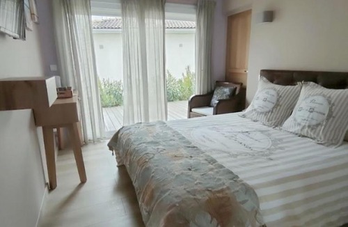 Saint-Sulpice-et-Cameyrac House | Le Clos Fleuri proche de Bordeaux