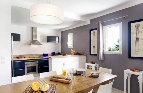 Saint-Saturnin-les-Apt House | Le Clos Savornin V10IC by Interhome