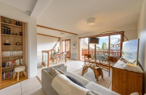 Cessenaz Apartment | Le Cocon Augustine Duplex avec charme et vue, LLA Selections by Location lac Annecy