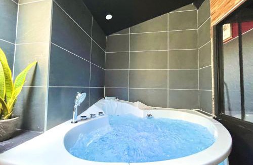Margnolles - Rhone Apartment | Le Cocon - Jacuzzi - Proche centre-ville de Lyon