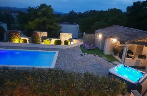 Lussas House | Le Cocon, Piscine et Spa en Ardèche, Adults Only