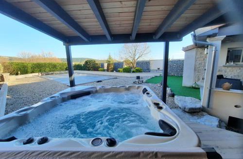 Lussas House | Le Cocon, Piscine et Spa en Ardèche, Adults Only