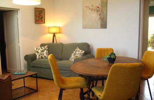 Leyme House | Le Cosy Nid
