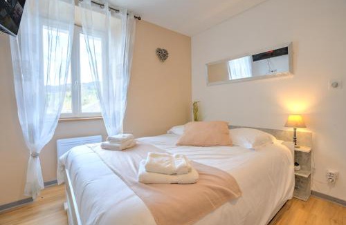 Banassac Apartment | Le Déroc - Netflix Wi-Fi Fibre Terrasse