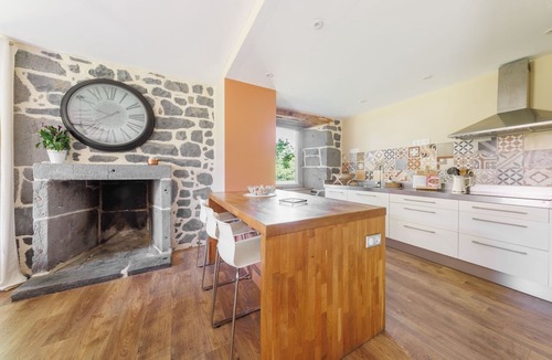 Neussargues-Moissac House | Le Domaine du Rocher - Pour 12 avec grand jardin